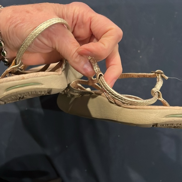 Earth Kalso 8.5 Sizzle Washed Gold Used Priced to sell no offers - Picture 5 of 5